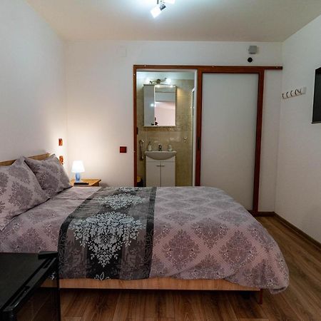 La Bebe 2 Beds Lägenhet Hunedoara Exteriör bild