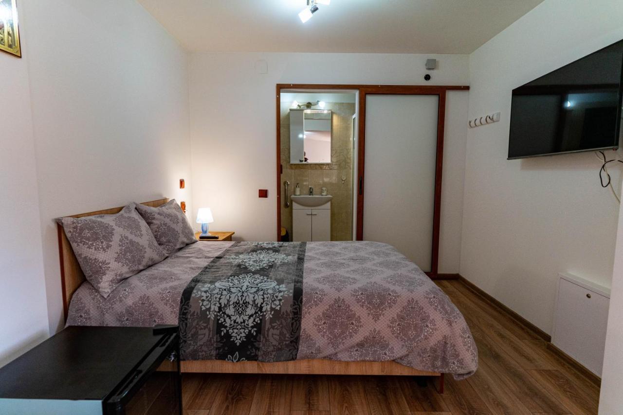 La Bebe 2 Beds Lägenhet Hunedoara Exteriör bild