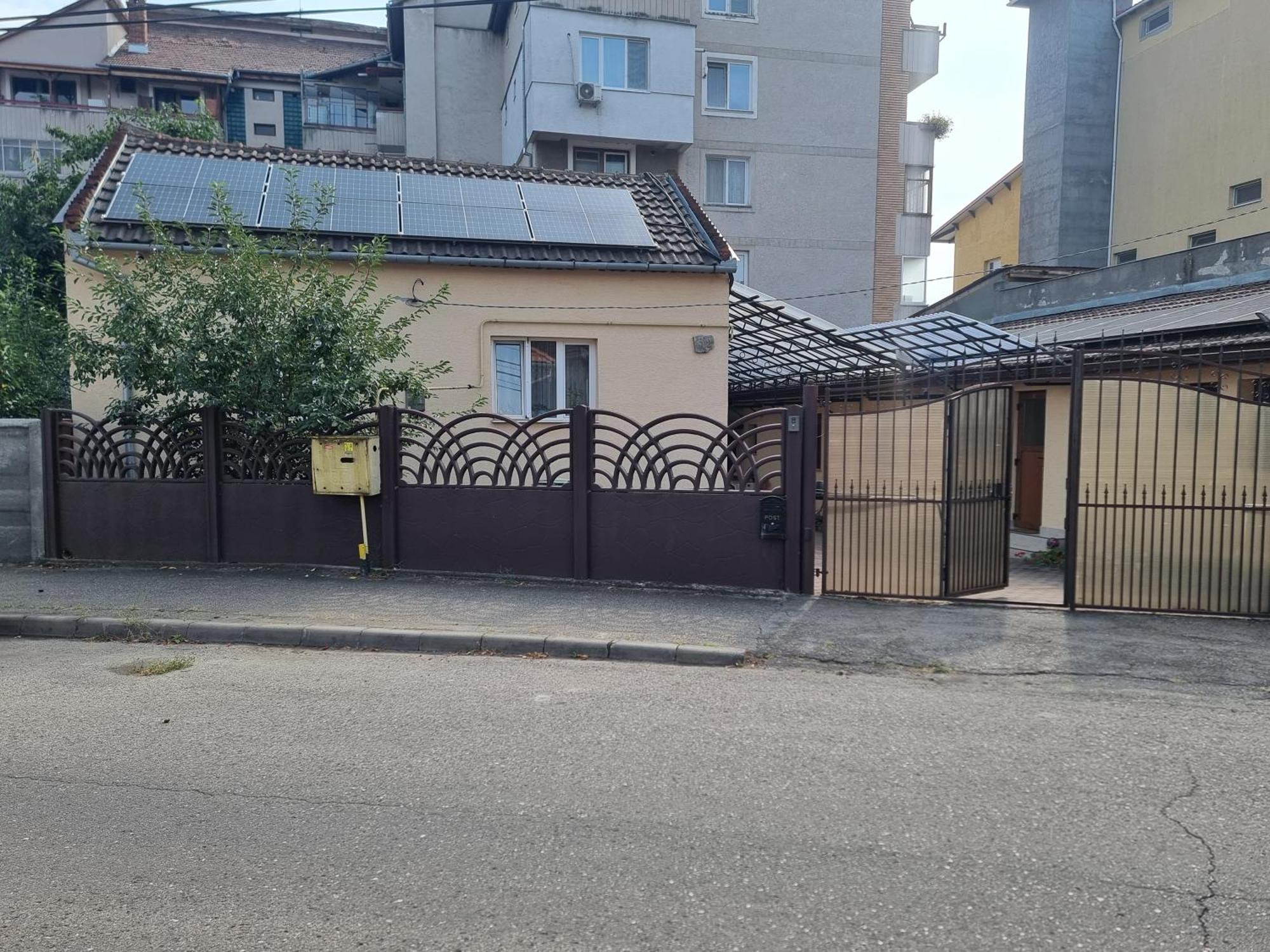 La Bebe 2 Beds Lägenhet Hunedoara Exteriör bild