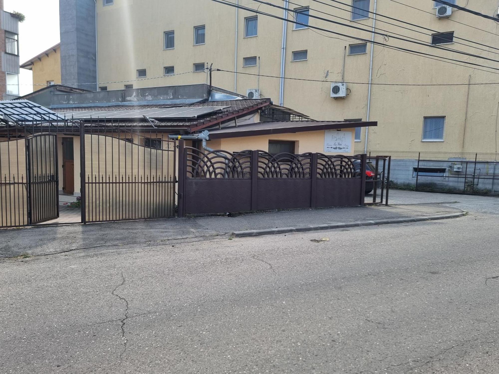 La Bebe 2 Beds Lägenhet Hunedoara Exteriör bild